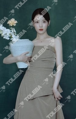 IU IU J·ESTINA