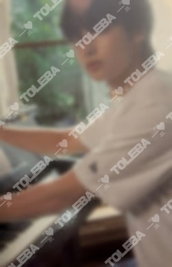 TXT ヒュニンカイ The Star Chapter_ SANCTUARY Barnes & Noble Exclusive